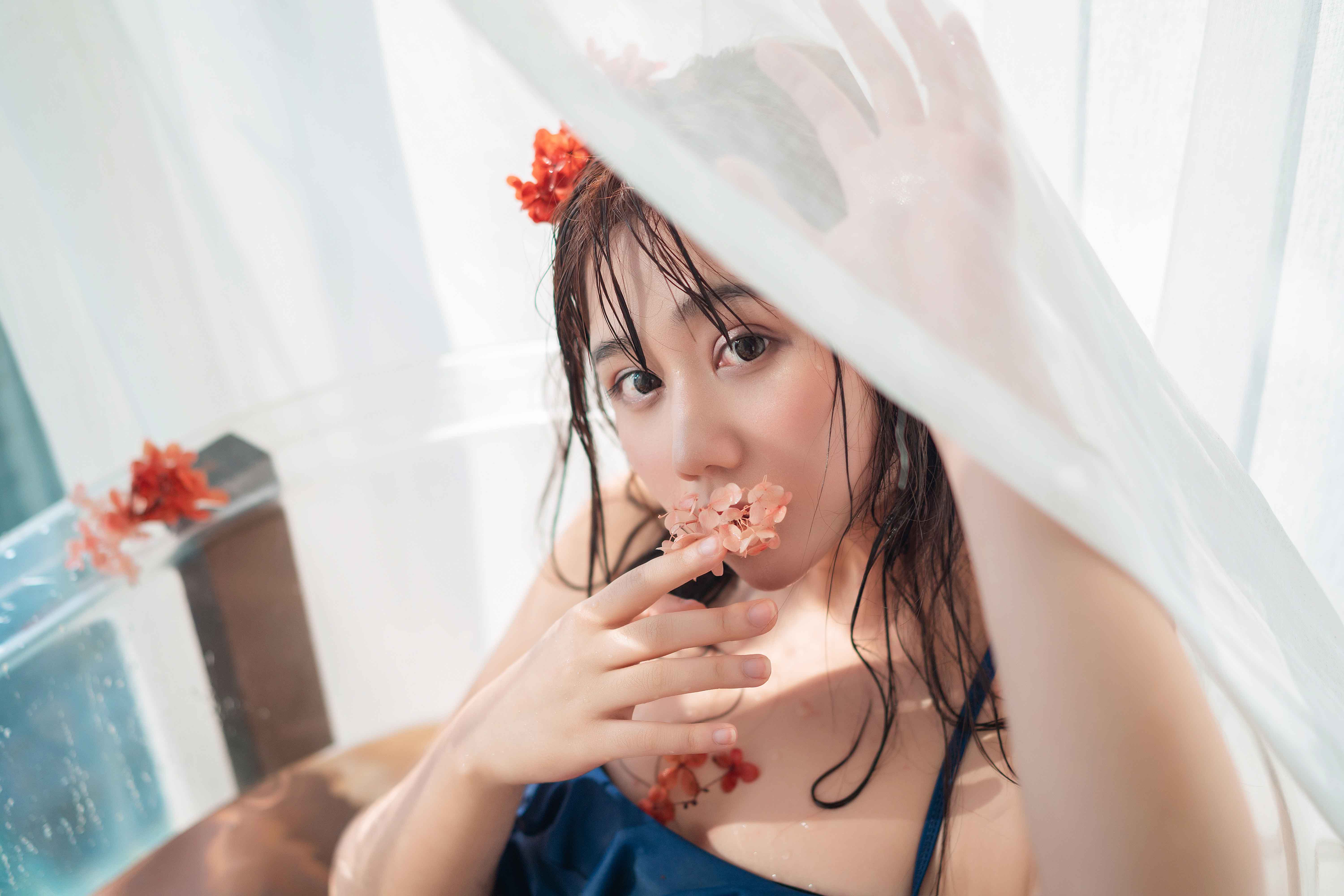 [微博福利姬镜酱]NO.008私奔之泳衣插图9